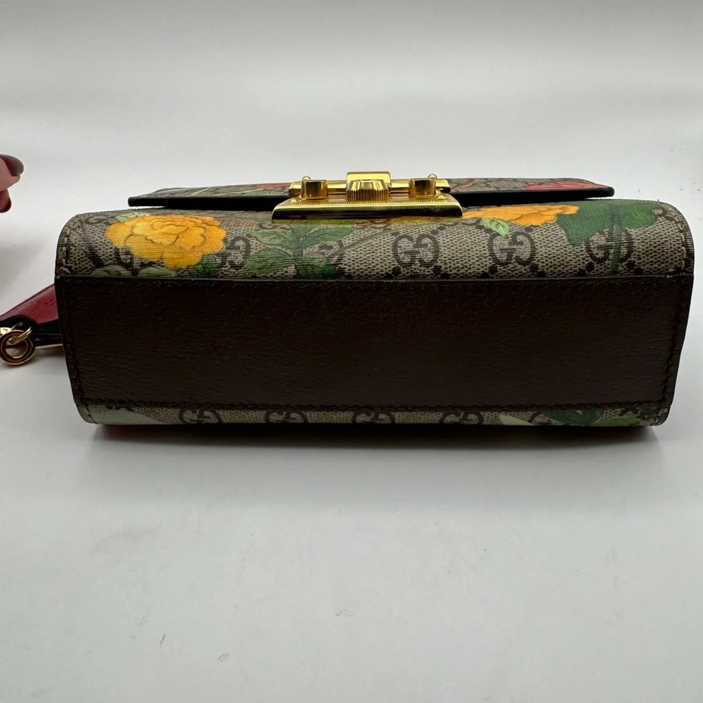 Gucci Small GG Supreme Tian Padlock Bag - Picture 9 of 16